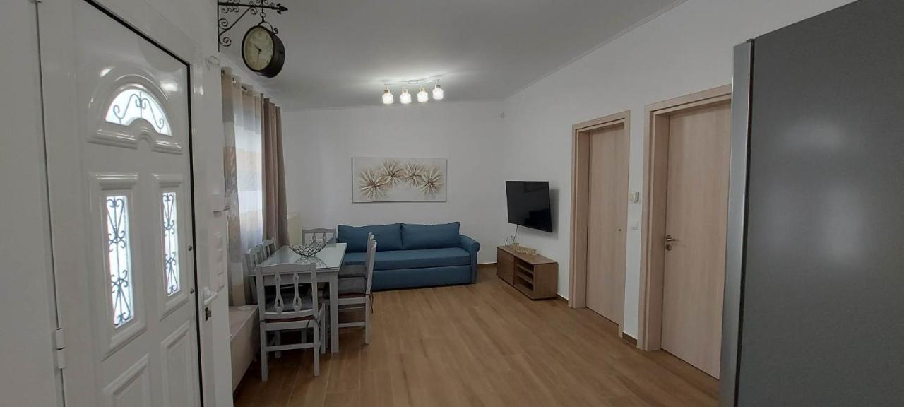 Aeropis Villa, Chania Feriehus *