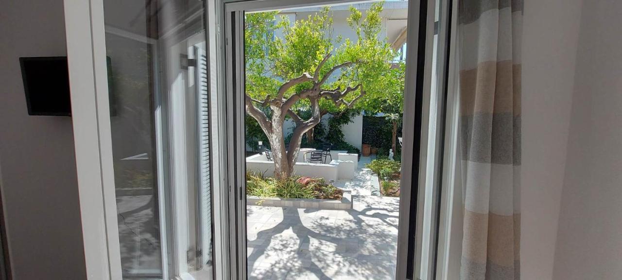 Aeropis Villa, Chania Feriehus *